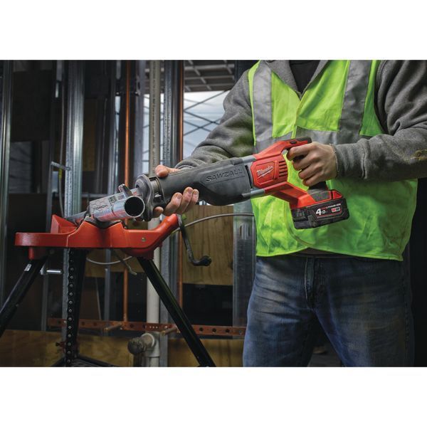 Пила шабельна акумуляторна MILWAUKEE, M18 BSX-402C 4933447285 фото