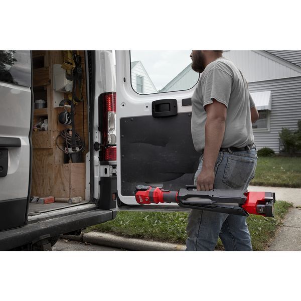 Фонарь аккумуляторный напольный MILWAUKEE, M12 SAL-0 4933464823 фото
