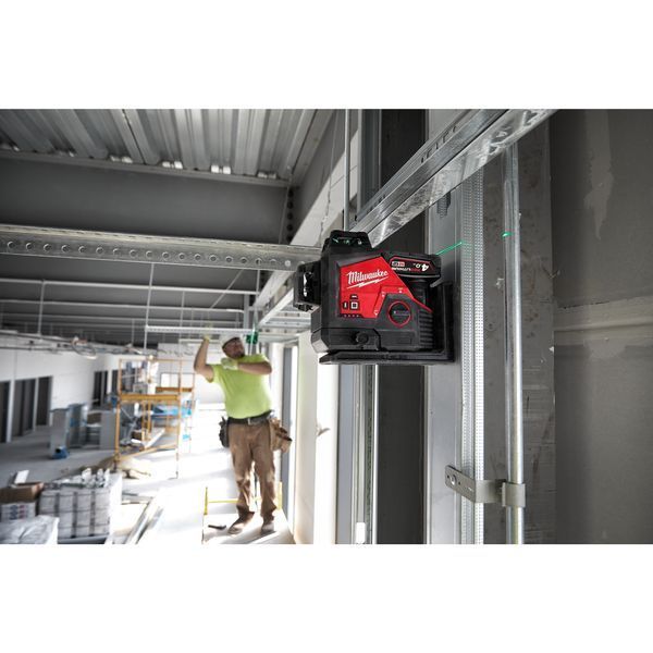 Нивелир лазерный 3D аккумуляторный MILWAUKEE, M12 3PL-0C 4933478103 фото