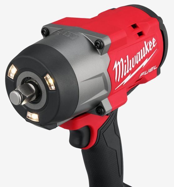 Гайковерт аккумуляторный 1/2'' MILWAUKEE, M18 FUEL FHIW2F12-502X 4933492783 фото