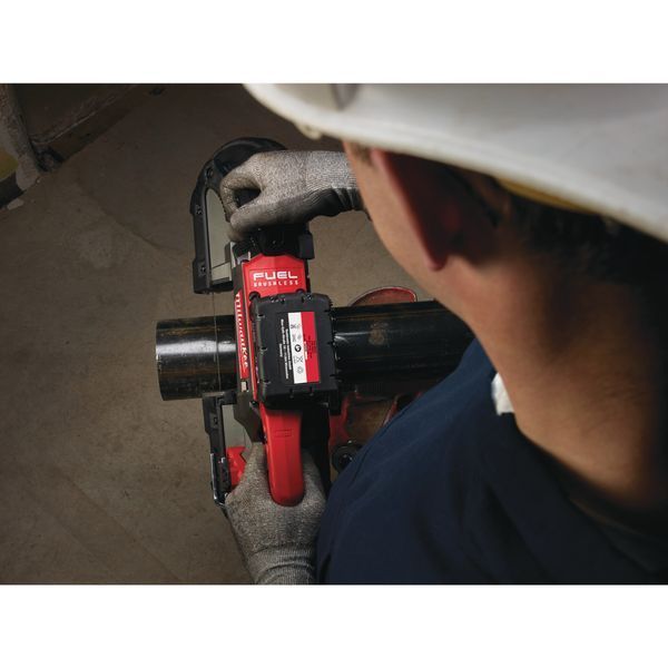 Пила ленточная аккумуляторная MILWAUKEE, M18 FUEL CBS125-0 4933447150 фото
