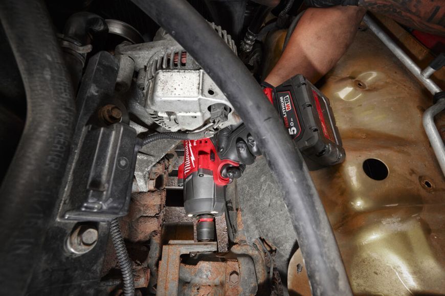 Гайковерт аккумуляторный 1/2'' MILWAUKEE, M18 FUEL FHIW2F12-502X 4933492783 фото