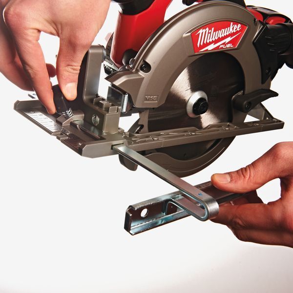 Пила дискова ручна акумуляторна MILWAUKEE, M18 FUEL CCS55-0X 4933451429 фото