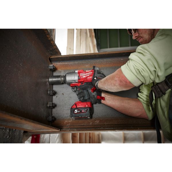 Гайковерт аккумуляторный 1/2'' MILWAUKEE, M18 FUEL ONEFHIWF12-0X 4933459726 фото