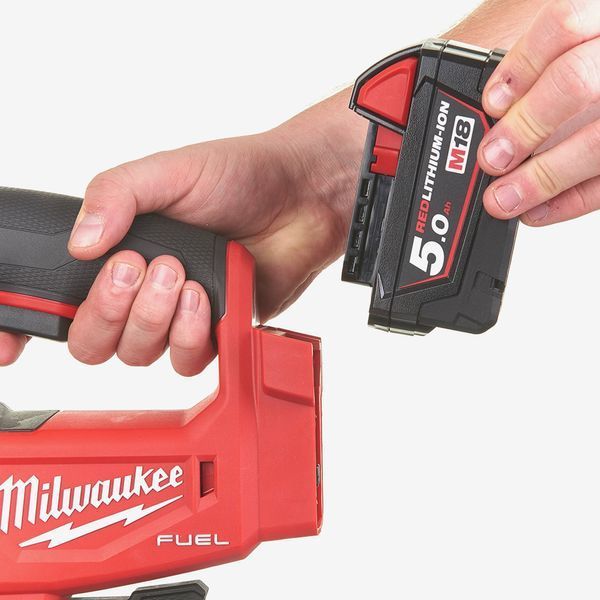 Лобзик аккумуляторный MILWAUKEE, M18 FJS-0X (HD кейс) (+акк., M18 B5 (5Aч)) 4933464726/B5 фото