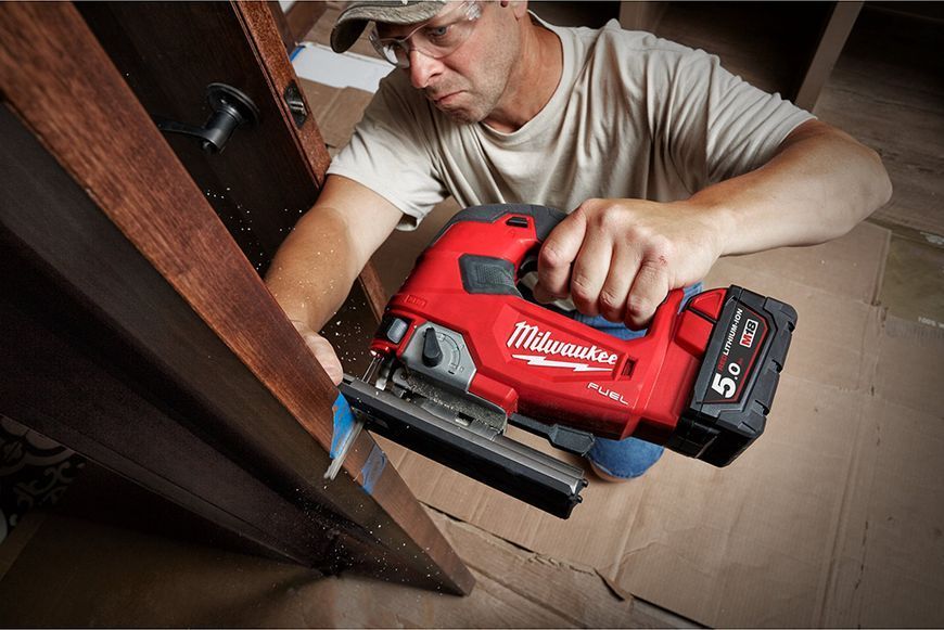 Лобзик аккумуляторный MILWAUKEE, M18 FJS-0X (HD кейс) (+акк., M18 B5 (5Aч)) 4933464726/B5 фото