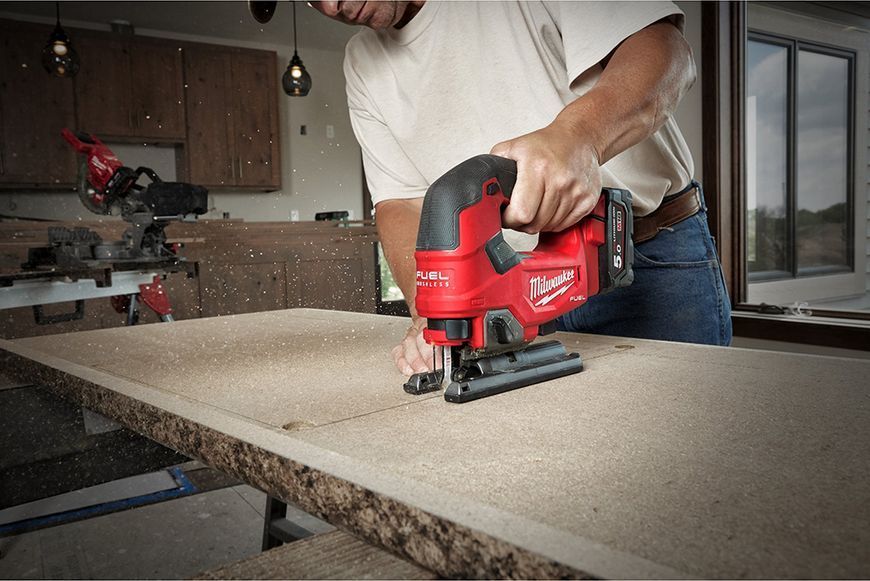 Лобзик аккумуляторный MILWAUKEE, M18 FJS-0X (HD кейс) (+акк., M18 B5 (5Aч)) 4933464726/B5 фото