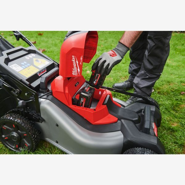 Газонокосарка самохідна акумуляторна MILWAUKEE, M18 F2LM46-0 4933492010 фото