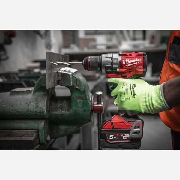 Дриль-шурупокрут з ударом акумуляторний MILWAUKEE, M18 FUEL FPD3100P-502P 4933498240 фото