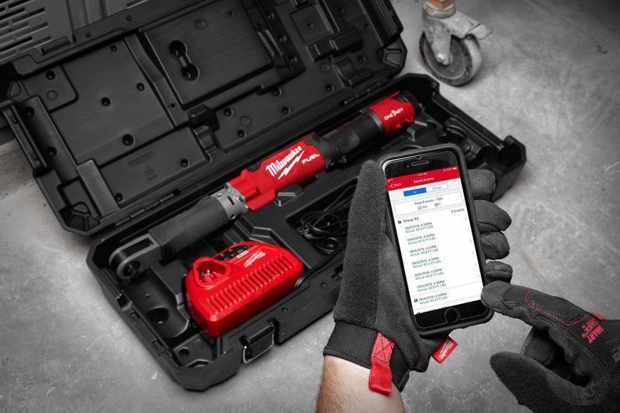 Ключ динамометричний акумуляторний з тріскачкою 1/2'' MILWAUKEE, M12 FUEL ONEFTR12-0C 4933464969 фото