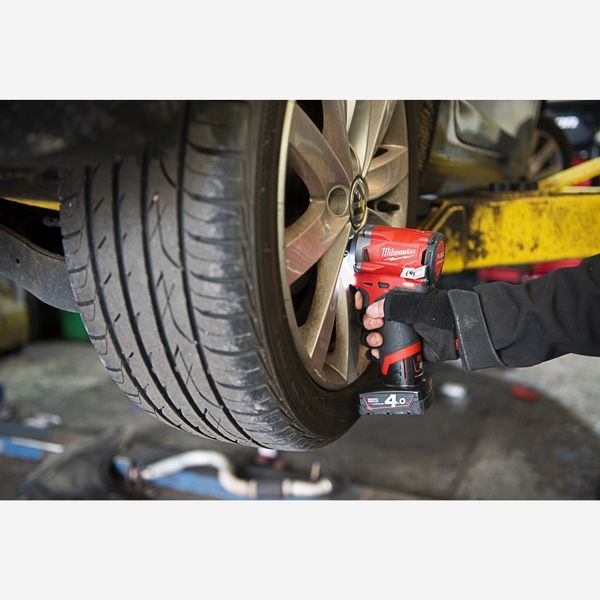 Гайковерт аккумуляторный 1/2'' MILWAUKEE, M12 FUEL FIWF12-422X 4933464616 фото