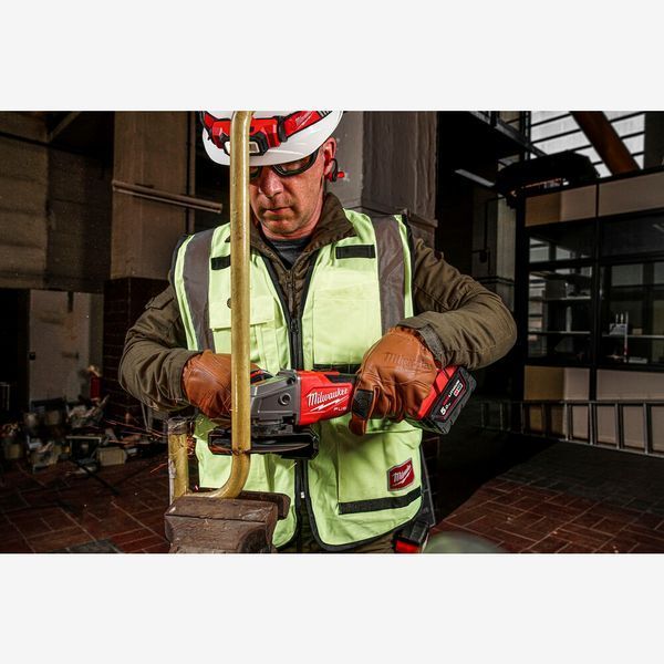 Шлифмашина угловая аккумуляторная MILWAUKEE, M18 FUEL FSAG125XB-502X 4933478430 фото