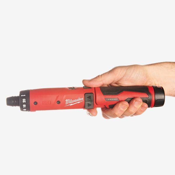 Отвертка аккумуляторная MILWAUKEE M4 D-202B 4933440475 фото