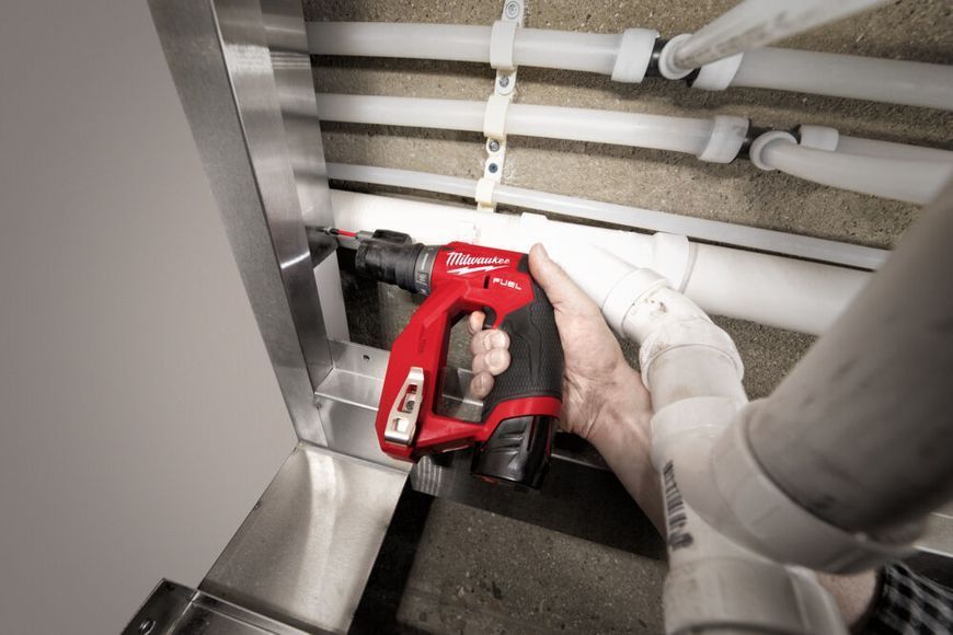 Дрель-шуруповерт аккумуляторная MILWAUKEE, M12 FUEL FDDXKIT-202X 4933464979 фото